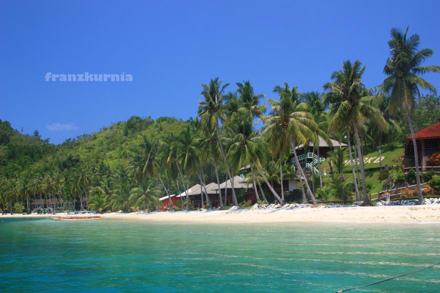Download this Pulau Sikuai Keindahan Pesisir Barat Sumatera picture